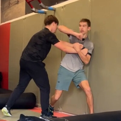 Damian Foppen, Instructeur Krav Maga (Phase B) & bokszaklessen bij Safety Training Center